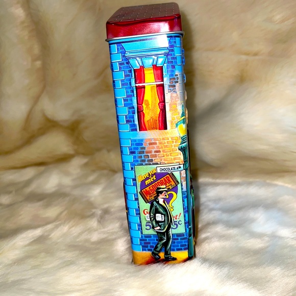 Vintage Hershey’s village series canister. - Picture 4 of 8